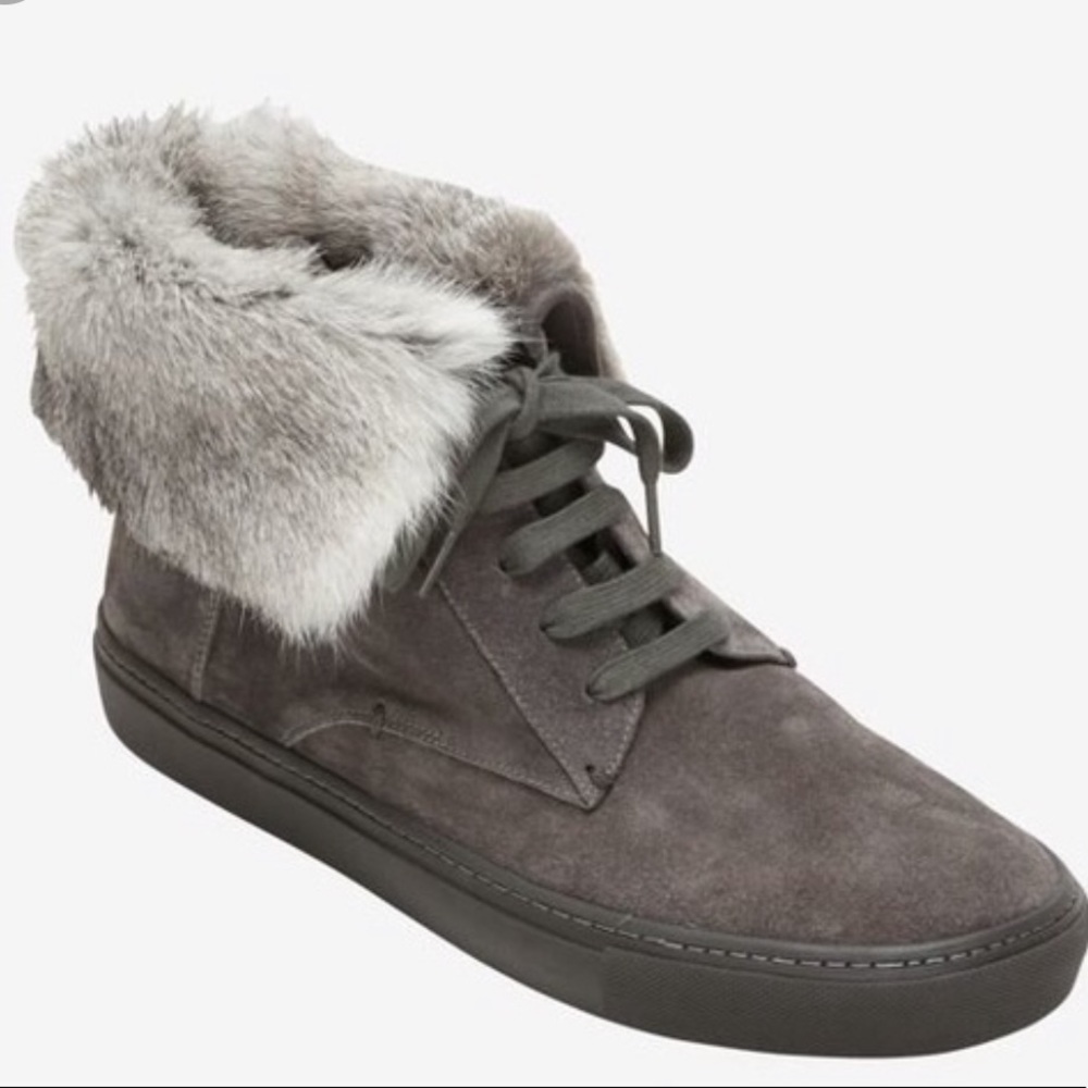 VINCE Womens NYACK Gray Suede, fur trim sneaker, 8